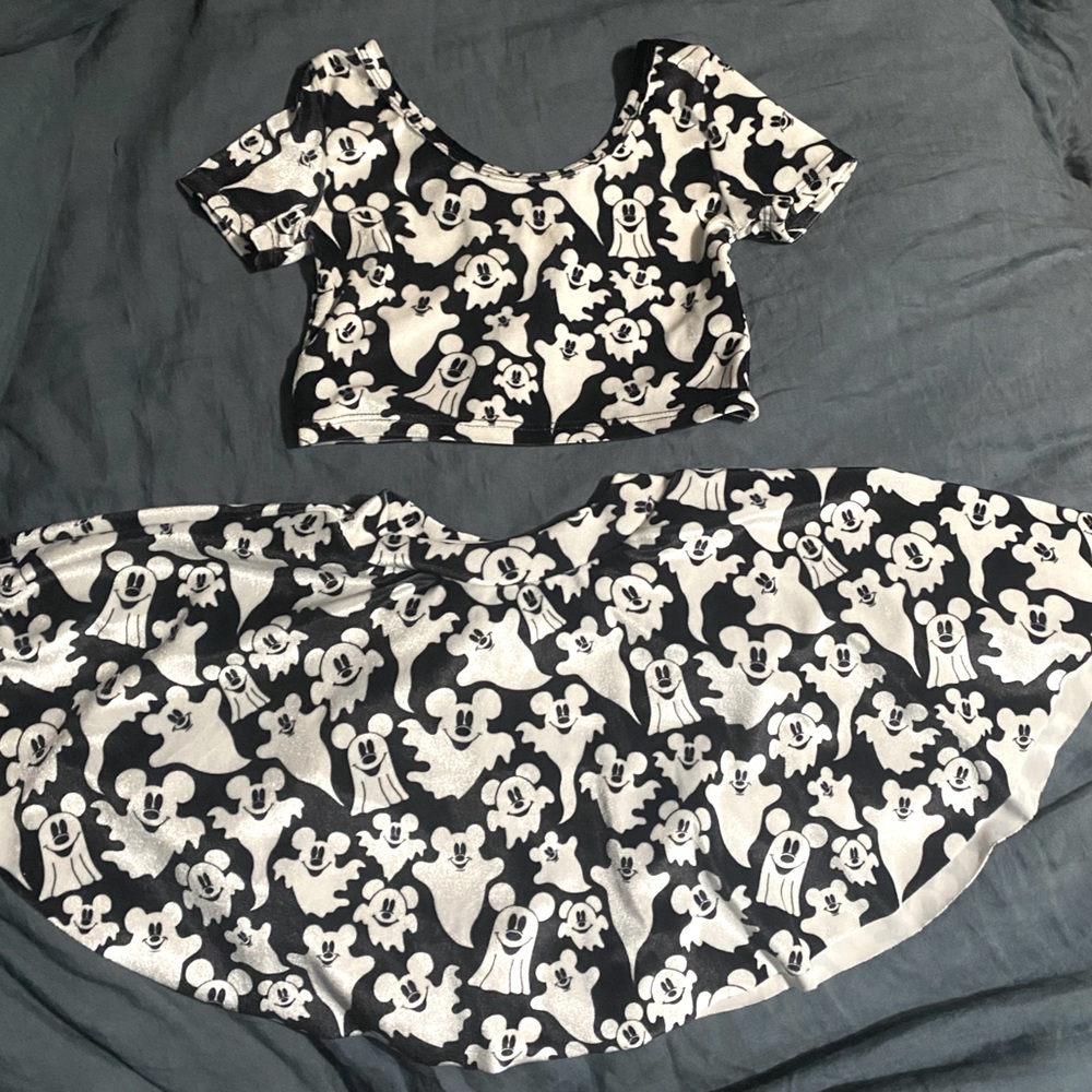 Wild rich kids 2 piece girls